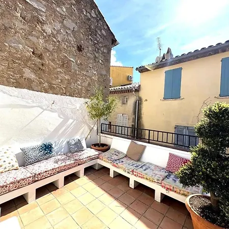 Maison De Village Charme Centre Avec Rooftop - Fr-1-728-22 * Saint-Tropez